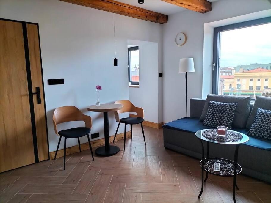 Uroczy Apartament W Centrum Krakowa Exterior foto